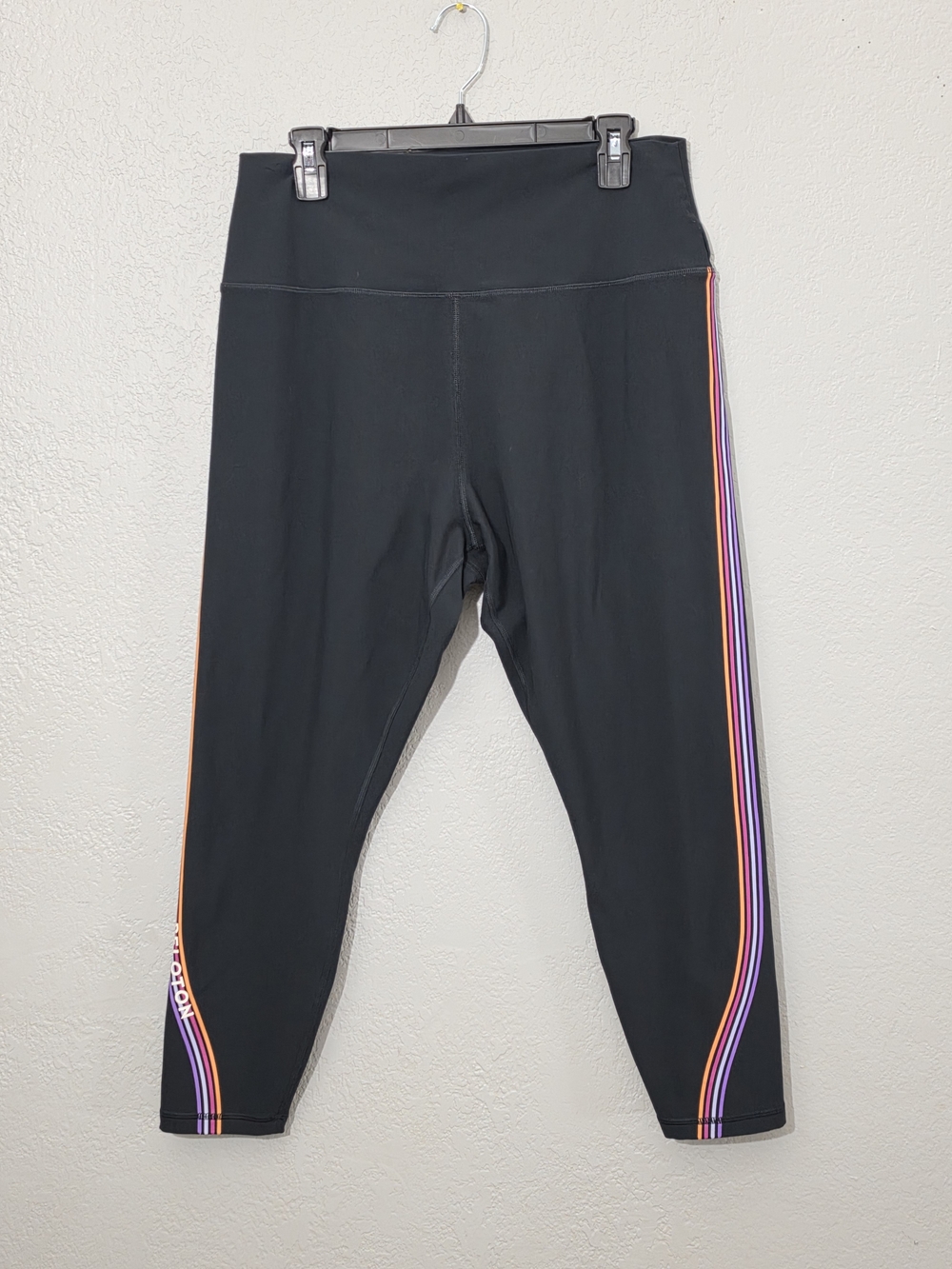 Peloton Black Activewear Leggings Curved Stripes Multicolor High Rise Womens XXL